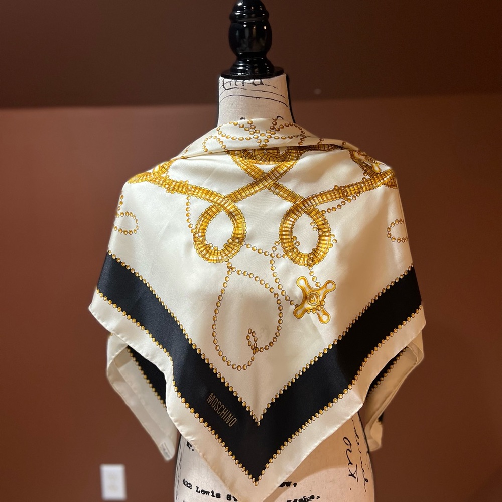 Beautiful Vintage Moschino Scarf